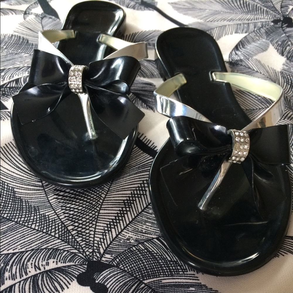 💙Summer ready black plastic sandals 💙 - Picture 2 of 4